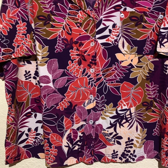 Erika Top Blouse 3X Red Purple Floral Short Sleeve Front Buttons Cotton Rayon - Picture 2 of 13
